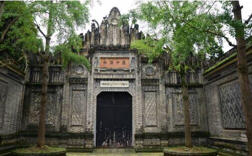 Anren, de 1400 años de antigüedad, ofrece un encanto ancestral