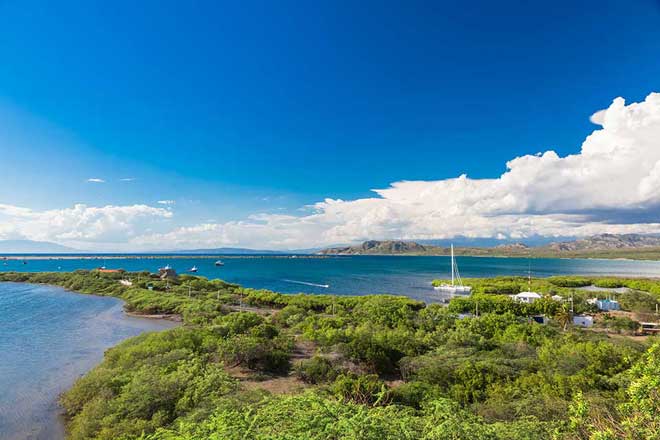 El turismo puede impulsar el crecimiento económico en el Caribe y África