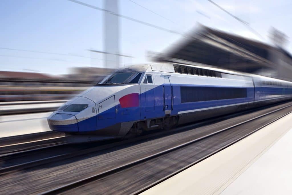 Este país es el primero en prohibir los vuelos nacionales cortos que puedan sustituirse por un viaje en tren