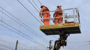 Pasajeros agradecidos tras las reparaciones de emergencia de la West Coast Main Line entre Wigan y Preston