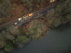 Reparaciones vitales en la línea de ferrocarril de Dumfries, dañada por las tormentas