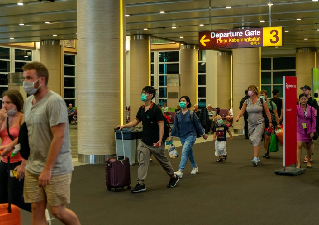 El aeropuerto de Bali recibió más de 460.000 visitantes en octubre, casi un 100% más