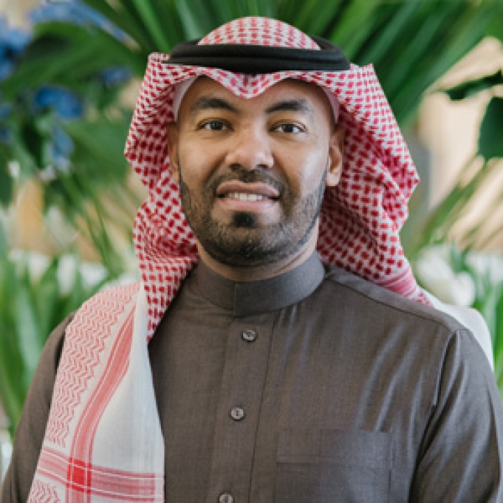 Four Seasons Hotel Riyadh at kingdom Centre da la bienvenida a Naif al Mojil como Director de Polple & Culture