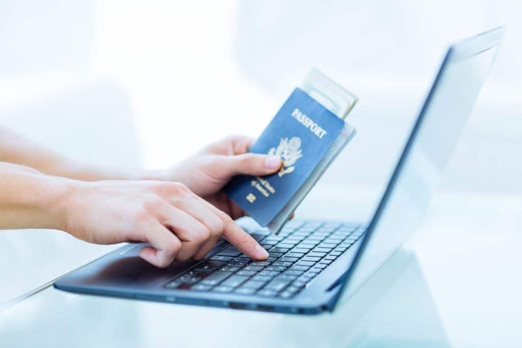Puede renovar su pasaporte estadounidense por Internet en menos de 15 minutos: así se hace