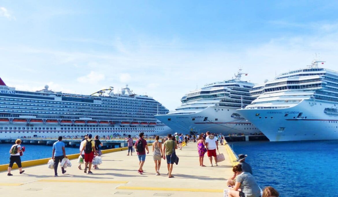 Quintana Roo recibe más de 100 cruceros en la primera quincena de 2024
