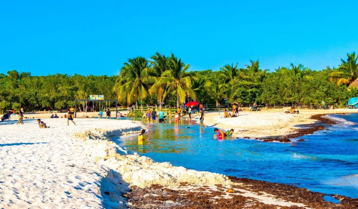Prestadores de servicios turísticos en Playa del Carmen alarmados por otro problema de agua