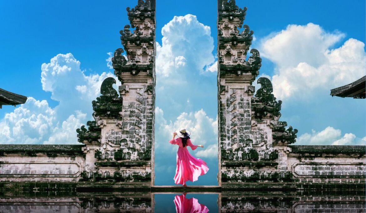 La famosa atracción cultural de Bali aumenta el precio de la entrada
